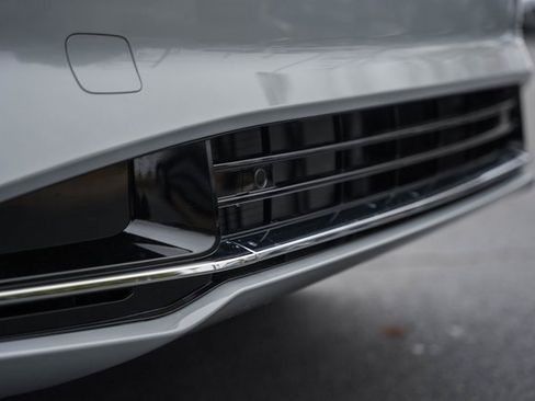 New 2026 Volvo XC90 B6 Ultra w/ Lounge Package image 15