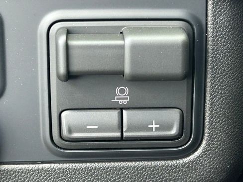 New 2026 Chevrolet Suburban High Country AWD/4WD image 34