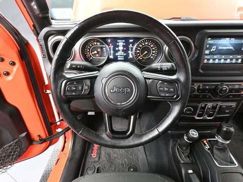 Used 2020 Jeep Gladiator Sport w/ Quick Order Package 24S AWD/4WD image 28