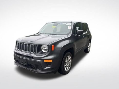 Used 2023 Jeep Renegade Latitude AWD/4WD image 1