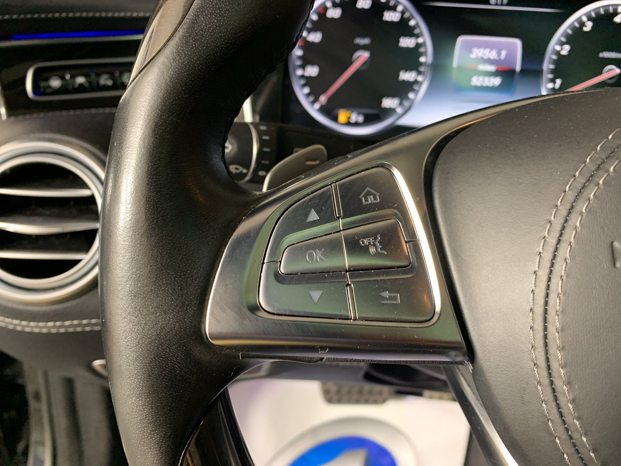 Used 2016 Mercedes-Benz S 550 4MATIC Coupe image 18