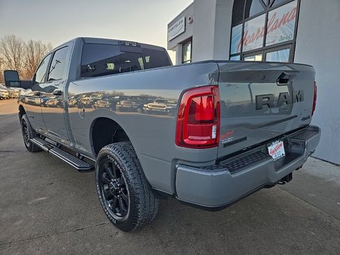 New 2026 RAM 2500 Big Horn AWD/4WD image 8