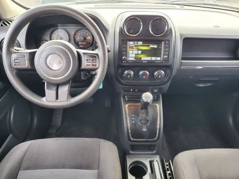 Used 2017 Jeep Patriot Sport w/ Power Value Group FWD image 17