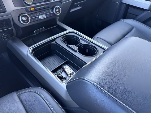 Used 2022 Ford F250 Lariat w/ Lariat Ultimate Package image 41