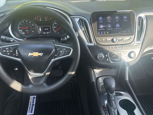 Used 2023 Chevrolet Malibu LS FWD image 13