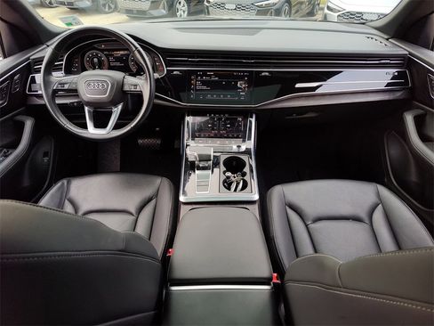 Used 2023 Audi Q8 Premium Plus w/ Premium Plus Package image 32