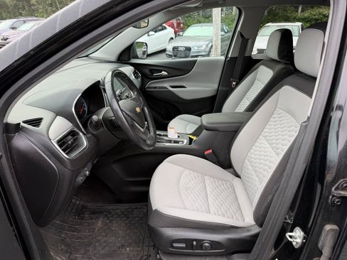 Used 2018 Chevrolet Equinox LT AWD/4WD image 11