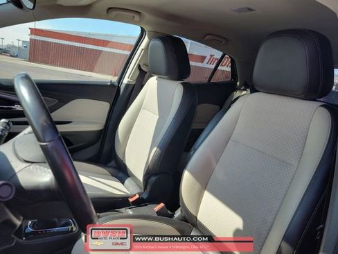 Used 2018 Buick Encore Preferred image 17