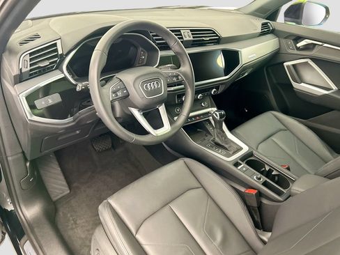Used 2024 Audi Q3 2.0T Premium Plus AWD/4WD image 4