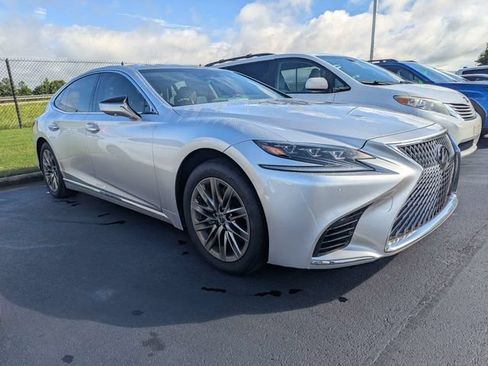 Used 2018 Lexus LS 500 w/ Interior Upgrade Package RWD image 2