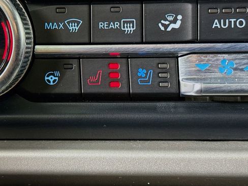 Used 2024 Ford Expedition Max Limited image 23