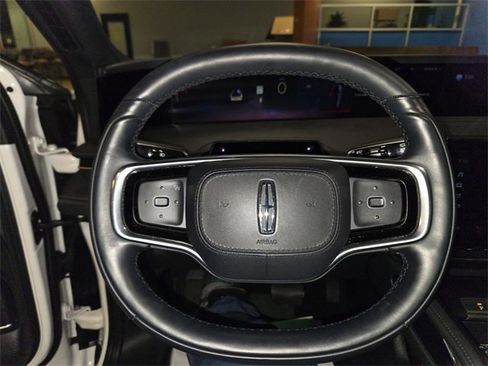 Used 2024 Lincoln Nautilus Premier w/ Equipment Group 102A image 14