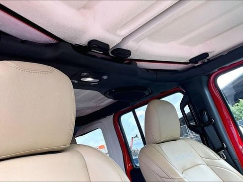 Used 2018 Jeep Wrangler Unlimited Rubicon image 17