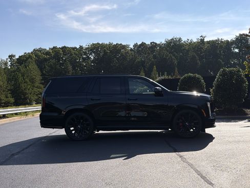 Used 2026 Cadillac Escalade V w/ LPO, ONYX Package AWD/4WD image 69