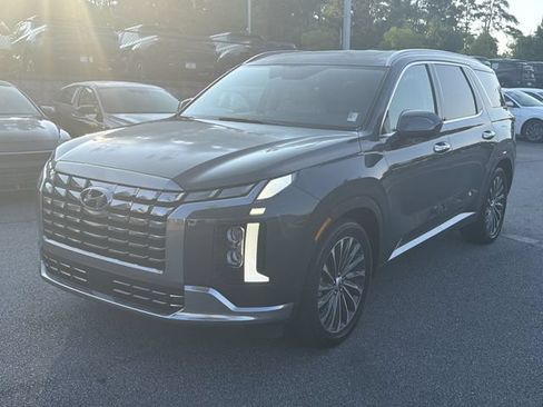 Certified 2023 Hyundai Palisade Calligraphy AWD/4WD image 3