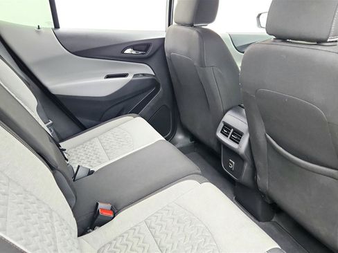 Used 2024 Chevrolet Equinox LT image 36