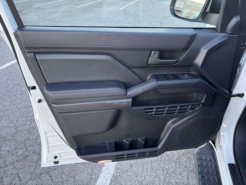 Used 2025 Toyota 4Runner TRD Off Road image 20