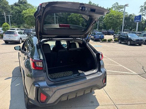 Used 2024 Subaru Crosstrek 2.5i Limited AWD/4WD image 15