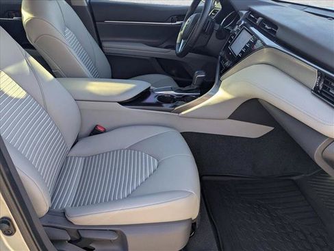 Certified 2020 Toyota Camry SE w/ Convenience Package FWD image 19