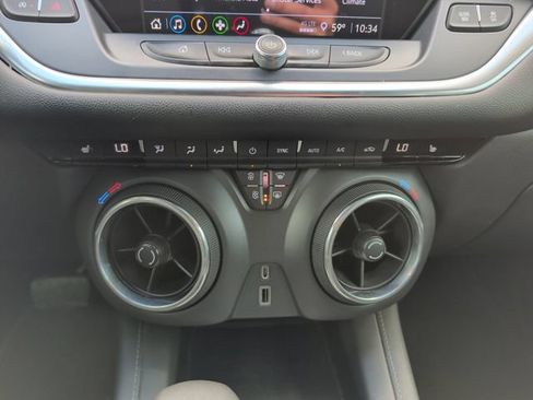 Used 2021 Chevrolet Blazer LT FWD image 23