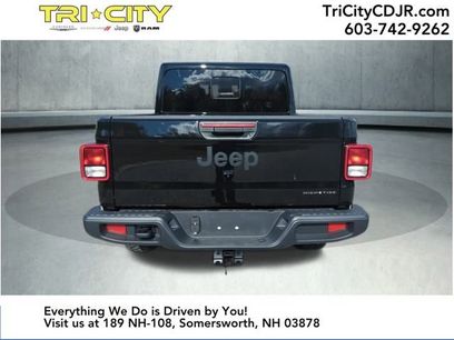 New 2025 Jeep Gladiator Sport