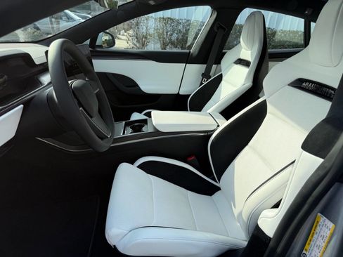 Used 2026 Tesla Model S Plaid image 10