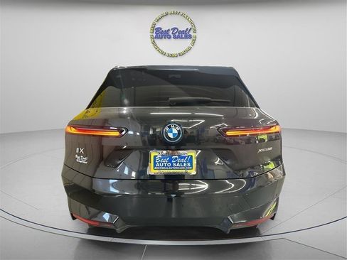 Used 2024 BMW iX xDrive50 w/ Premium Package AWD/4WD image 4