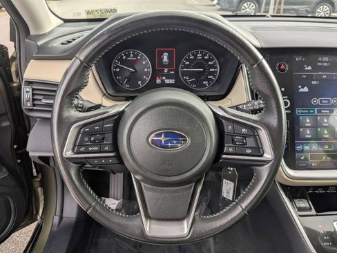 Used 2024 Subaru Outback Premium AWD/4WD image 15