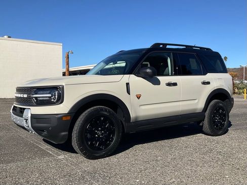 New 2025 Ford Bronco Sport Badlands image 71