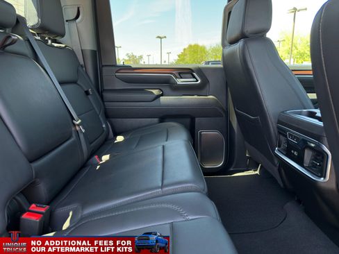 Used 2024 GMC Sierra 2500 Denali w/ Denali Reserve Package AWD/4WD image 28