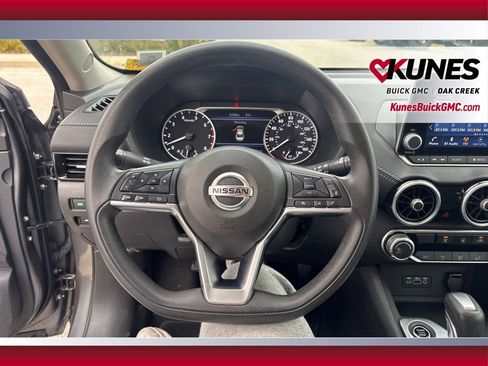 Used 2023 Nissan Sentra SV image 18