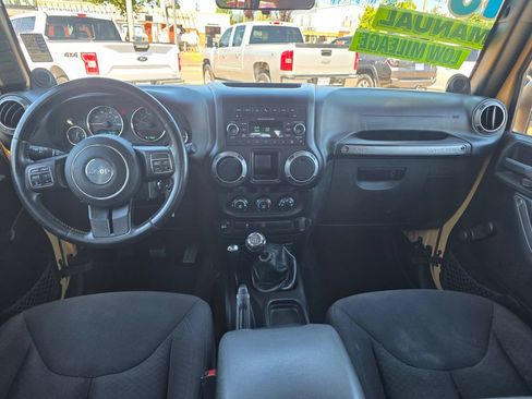 Used 2013 Jeep Wrangler Unlimited Sport w/ Connectivity Group AWD/4WD image 5