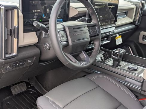 New 2026 GMC Hummer EV SUV w/ LPO, Dark Essentials Package AWD/4WD image 3