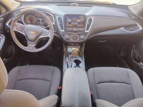 Used 2023 Chevrolet Malibu LT image 14