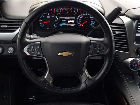 Used 2018 Chevrolet Tahoe LT w/ Luxury Package AWD/4WD image 17