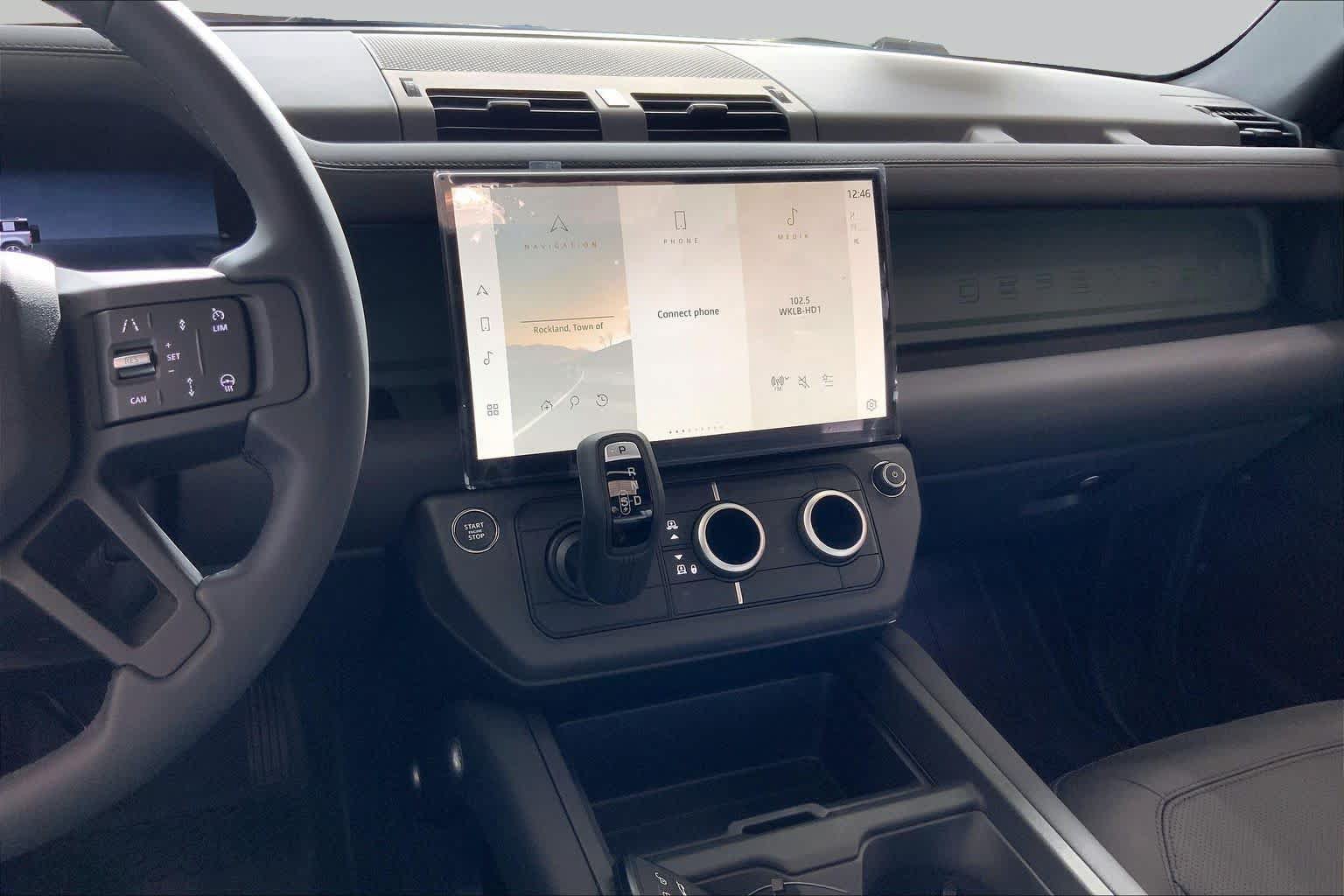 New 2026 Land Rover Defender 110 AWD/4WD image 8