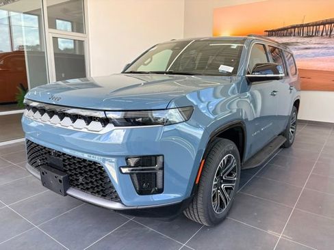 New 2026 Jeep Grand Wagoneer 4WD image 1