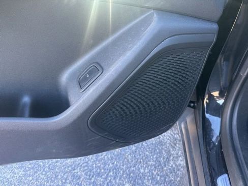 Certified 2025 Chevrolet Traverse Z71 w/ Driver Confidence Package image 14