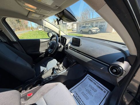 Used 2016 Scion iA FWD image 9