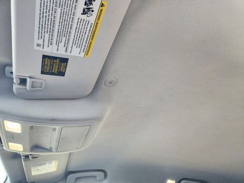 Certified 2022 Ford Escape SE image 25