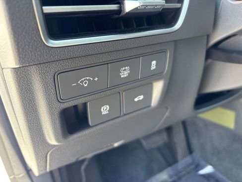Certified 2025 Hyundai Sonata SEL FWD image 23