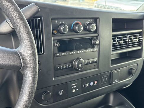New 2025 Chevrolet Express 2500 w/ Driver Convenience Package RWD image 20