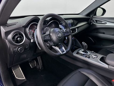 Used 2020 Alfa Romeo Stelvio Sport w/ Quick Order Package 22J Sport image 9