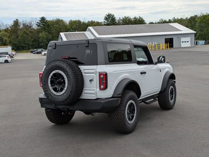 New 2024 Ford Bronco Big Bend w/ Sasquatch Package