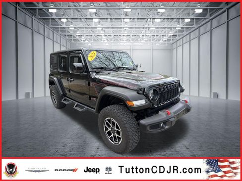 Used 2024 Jeep Wrangler Unlimited Rubicon image 1