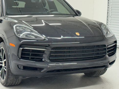 Used 2019 Porsche Cayenne S AWD/4WD image 42