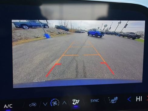 New 2026 Chevrolet Traverse LT w/ Sun and Wheel Package image 32