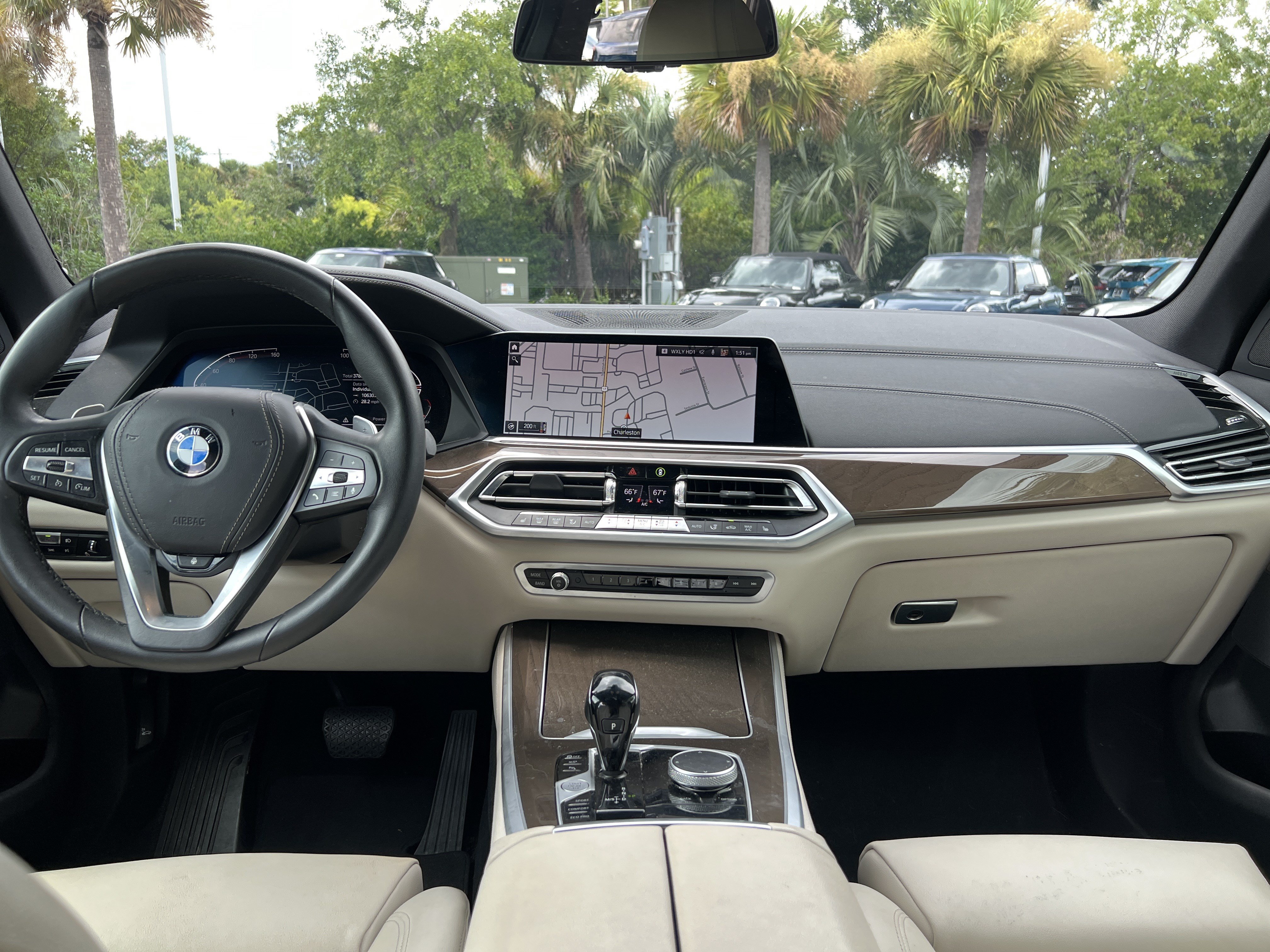 Used 2022 BMW X5 xDrive40i w/ Premium Package AWD/4WD image 29