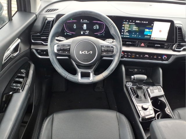 Used 2023 Kia Sportage EX FWD image 6