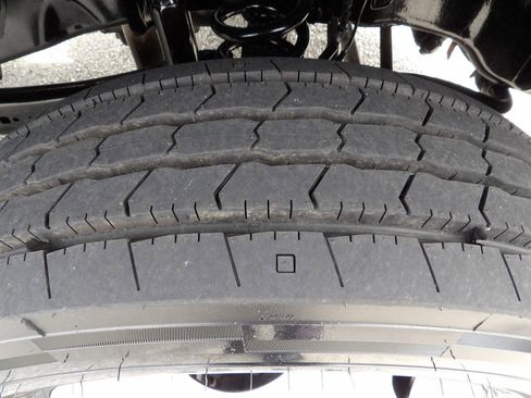 Used 2024 Ford F550 4x4 Crew Cab Super Duty w/ XLT Value Package image 62